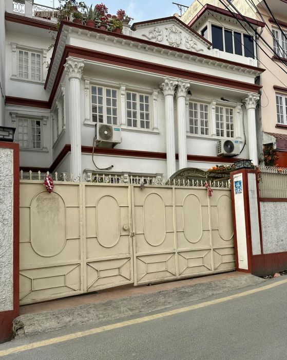 Bungalow on sale at Baluwatar