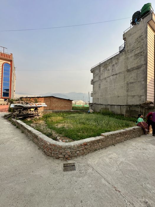 Residental land on sale at Dadhikot