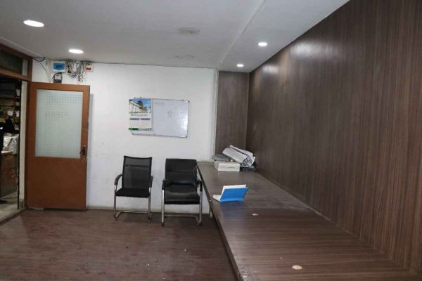 Shutters on Rent at Putalisadak