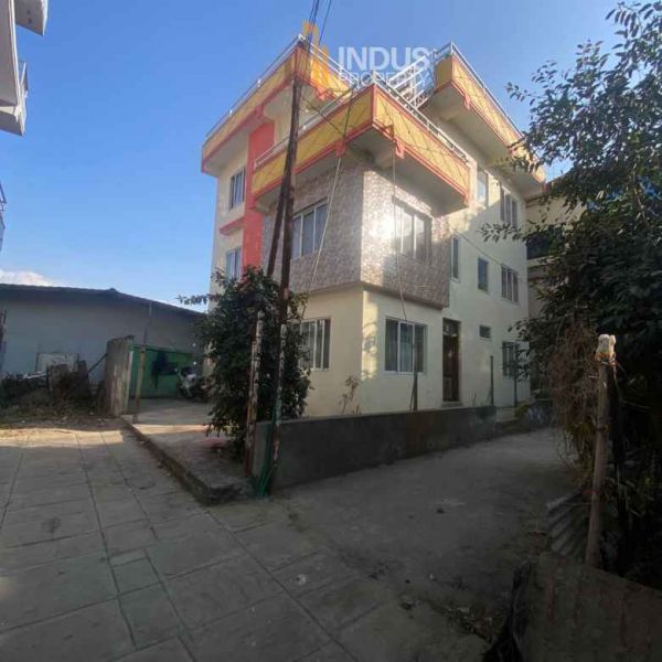 4.5 aana ma baneko ghar Gathaghar, Bhaktapur ma bikrima