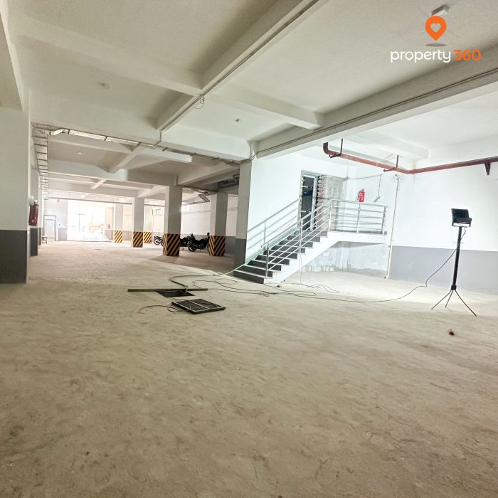 COMMERCIAL BUILDING AVAILABLE FOR RENT, SINAMANGAL