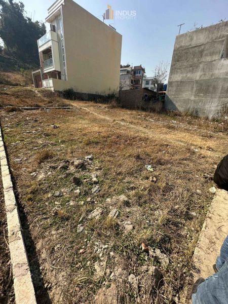 3 aana 1 paisa land on sale at 20 ft road Nayabasti, Imadol