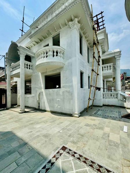 Bungalow House on sell at Rudreshwor chowk, KTM