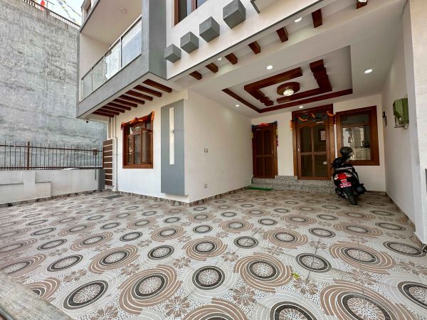 Residental Bungalow House on sell At Thulo Bharyang,KTM