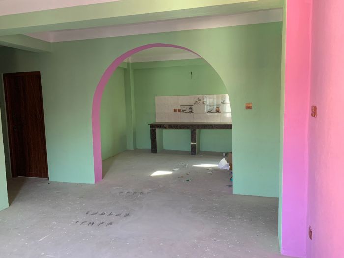 4.5 Aanama baneko 3.5 talla Ghar Goldhunga LolangPhant on Rs 2.9 Crore