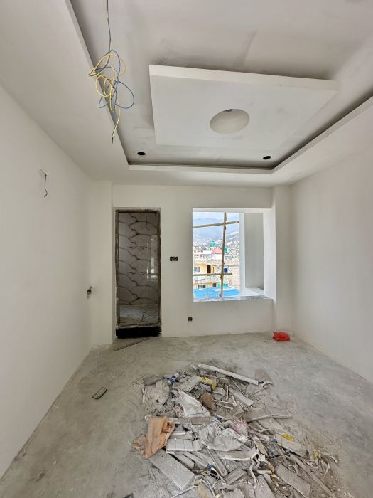 Residental House On Sale At Lasuntar