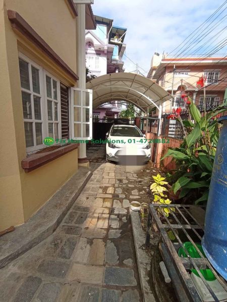 house on sale at samakhusi