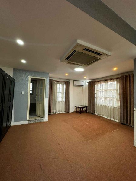 5BHK Semi-Furnished House On Rent At Baluwatar 