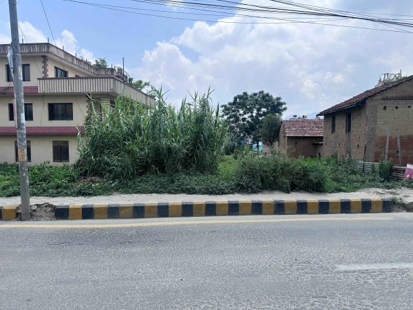 Land on sale -Imadol ucho Hight