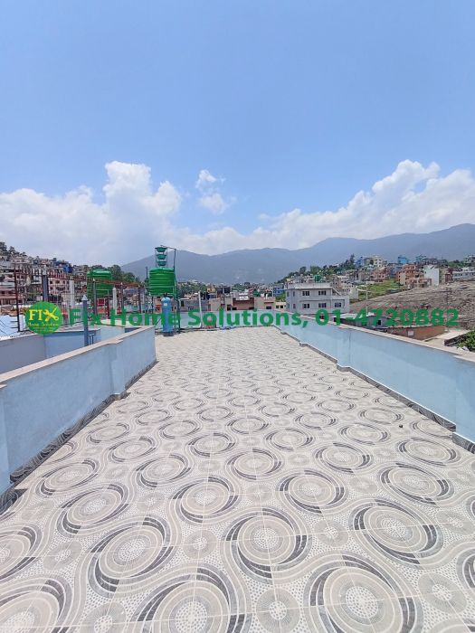 house on sale at bhangal just 500 meter from golfutar