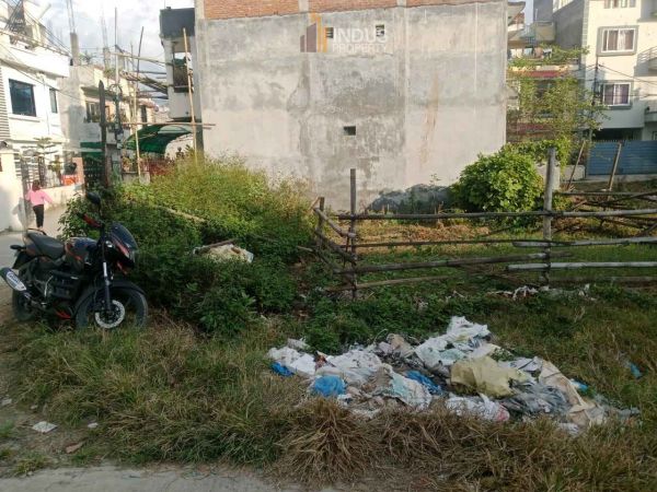 Land on sale at Cozy home, Imadol