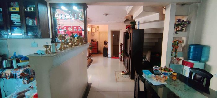New house sale near golcha house/near ganesh mandir