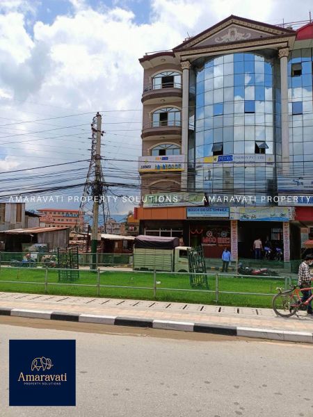 Commercial building on sale Commercial building on sale