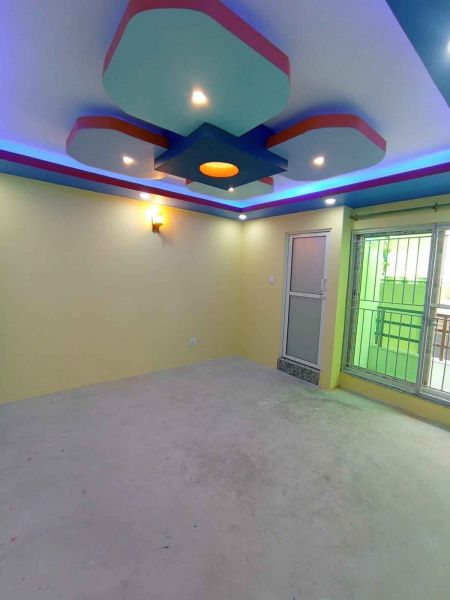 house on sale near grande hospital