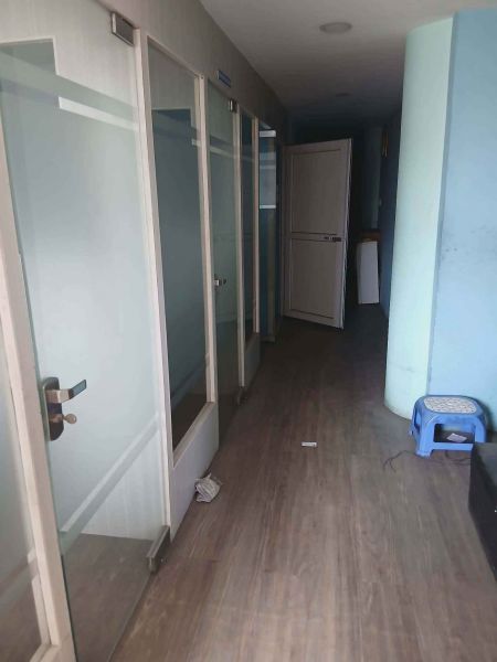 COMMERCIAL USE ONLY – OFFICE / BUSINESS