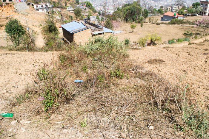 4 aana 1 paisa and 4 aana  3 paisa land for sale in Matatirtha Chandragiri Kathmandu