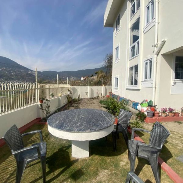 Beautiful Designer Bungalow with Spacious Garden for Sale ??
