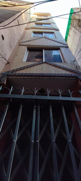 house  in Jhochen (near basantapur durbar square)