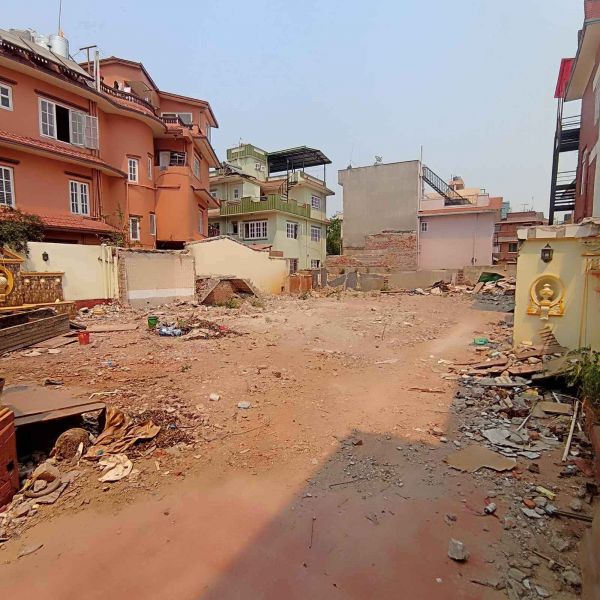 28 aana land on sale at mid baneshwor