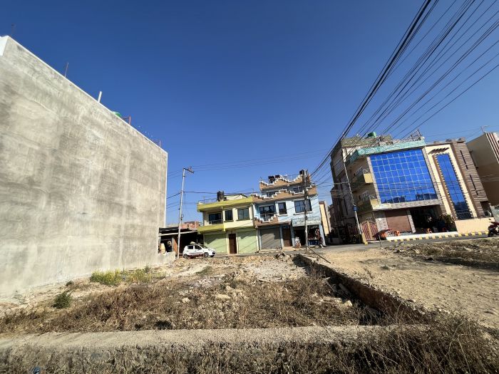 Commercial land on sale