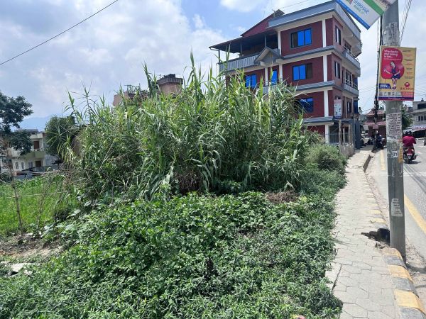 Land on sale -Imadol ucho Hight